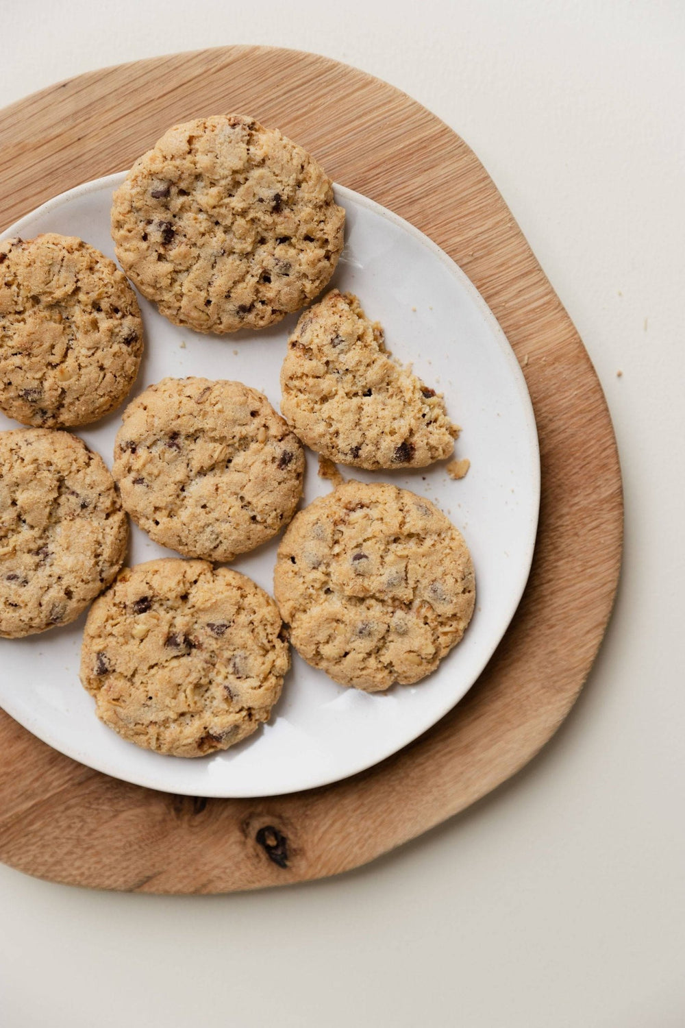 Choc Chip Biscuits - Mamamacs
